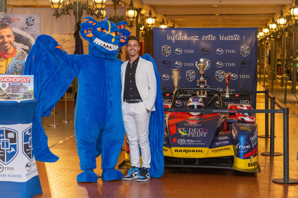 Nouvelle étape: Kévin Petit, Pilote de Course de Côtes, devient Parrain de notre école de commerce