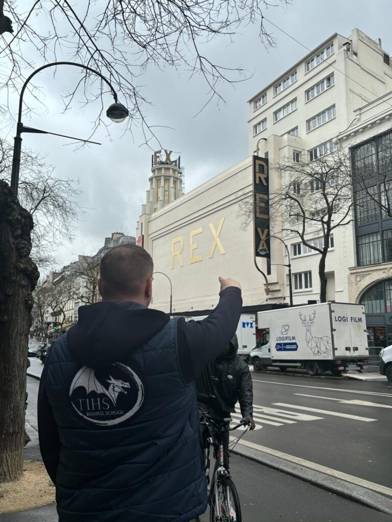 TIHS à l’Honneur : Nos Étudiants au Concours Je Filme Ma Formation au Grand Rex 🎬 – TIHS Business School