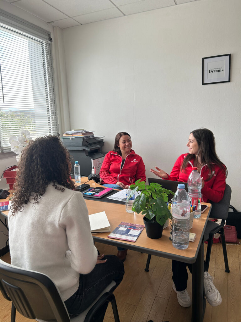 💼 JOB DATING – Un franc succès sur notre campus de Colmar ! – TIHS Business School